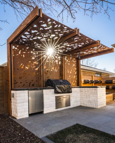 Cantilevered Shade Structure photo 1