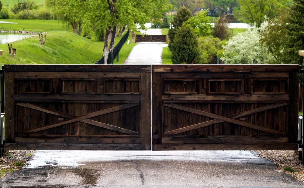 gates & doors